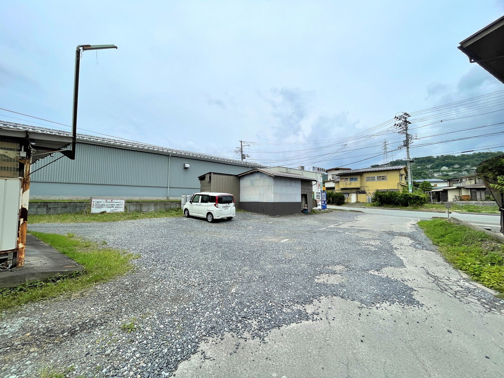 蔵王弁当-駐車場