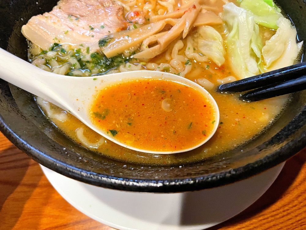 とんとんラーメン-食レポ6