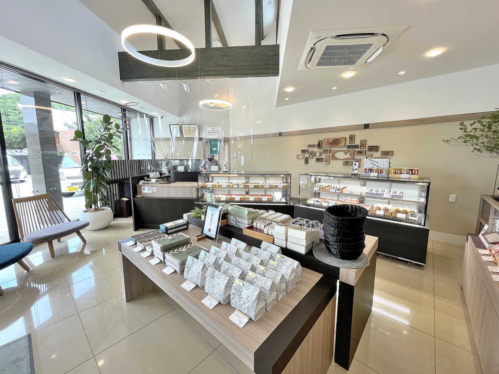 Ipponsugi Confectionery Store - Inside ①