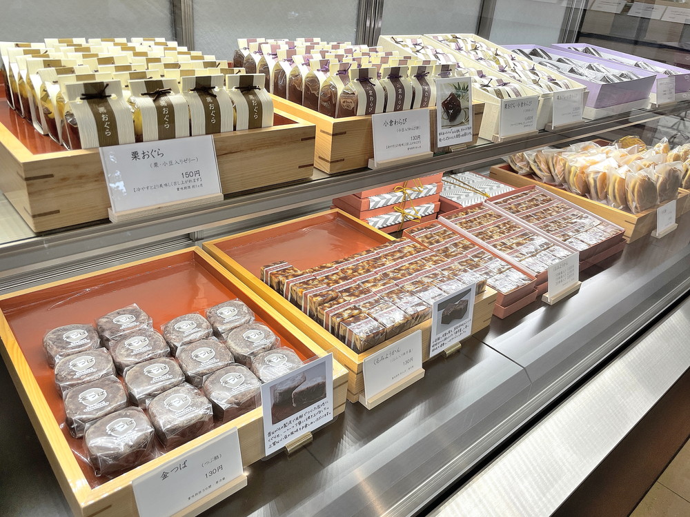 一本杉菓子店-店内③