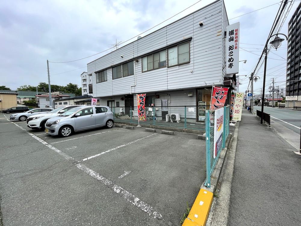 おこめ亭-駐車場2