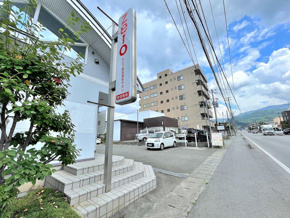 pero-お店への道