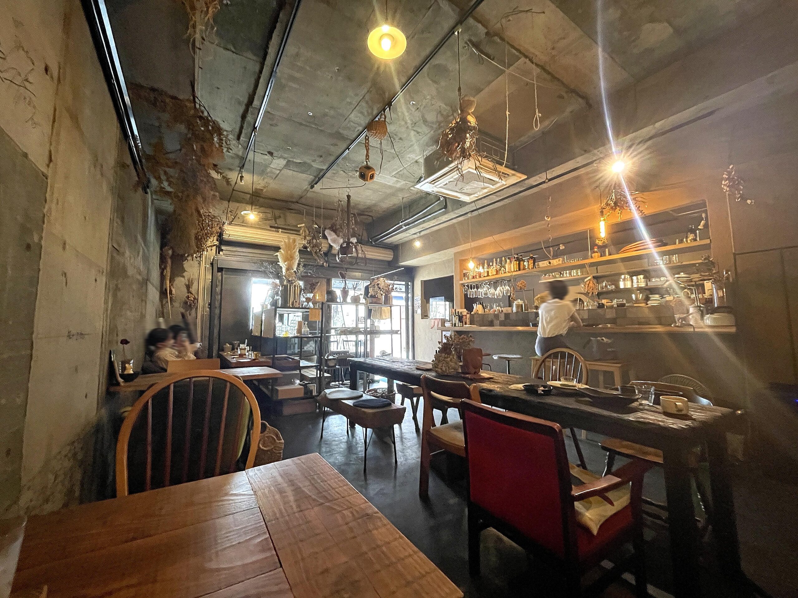 ボタコーヒー-店内①