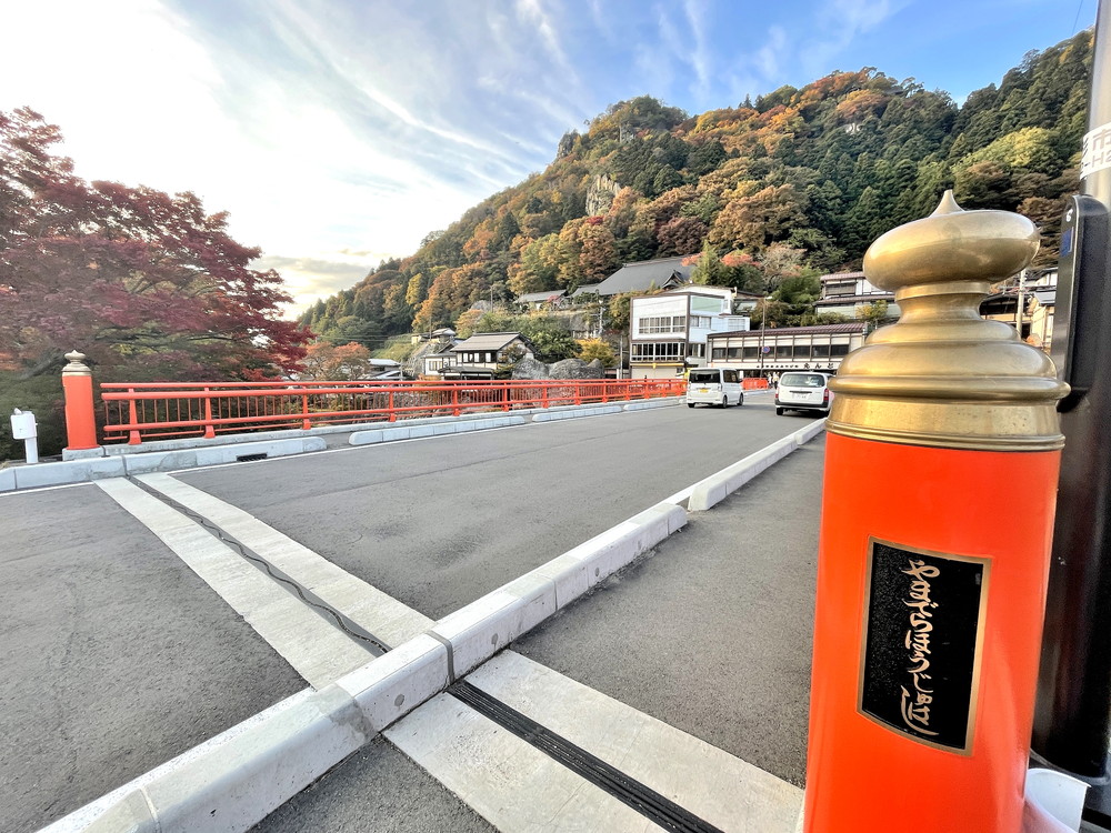 山寺マルシェ--宝珠橋
