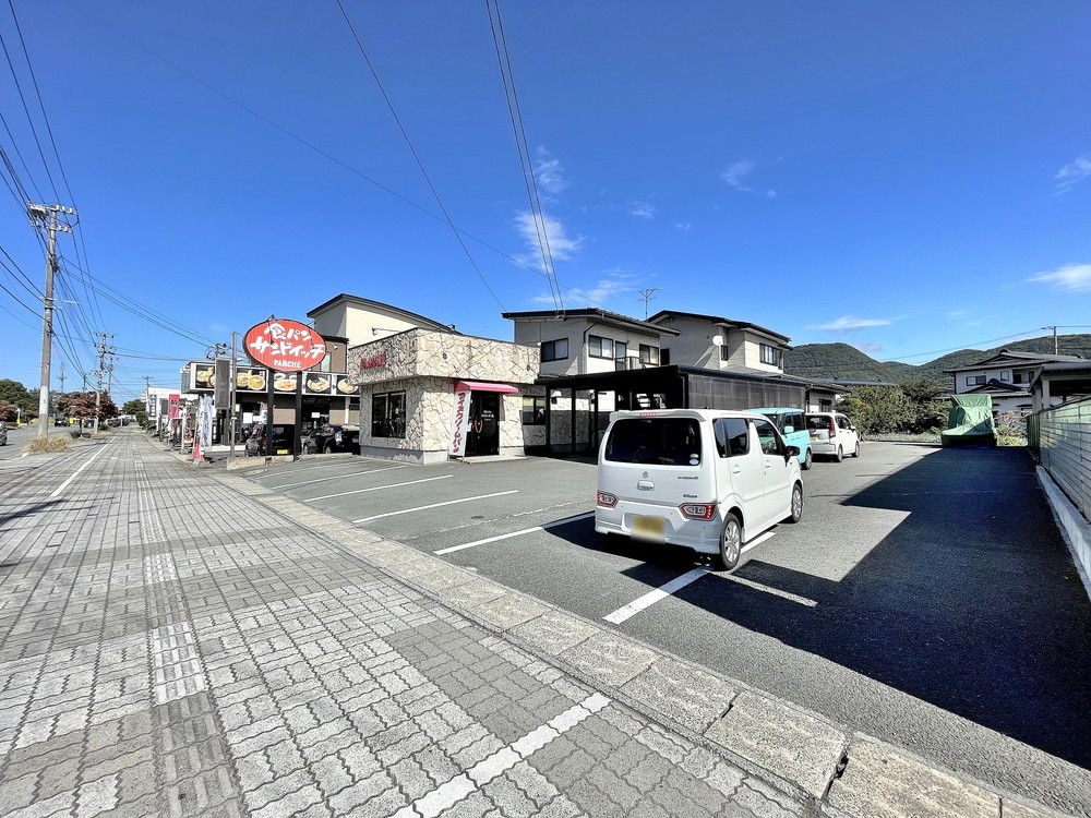 パルシェ-駐車場