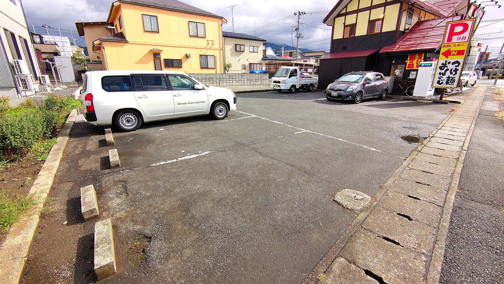 つけ麺おんのじ-駐車場3