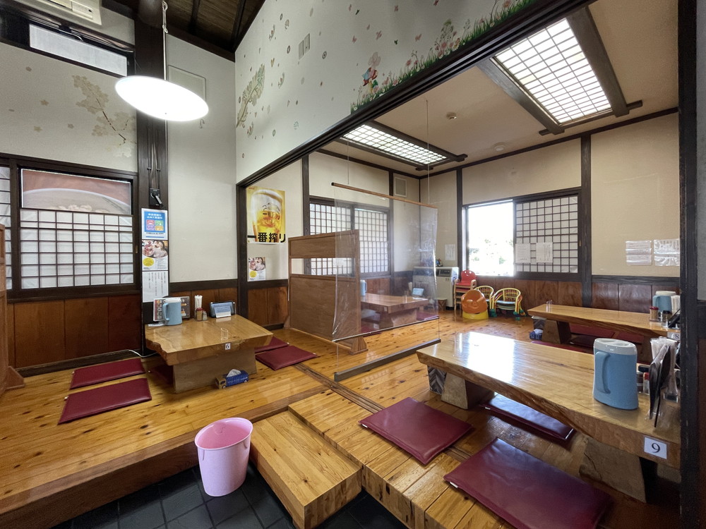 麺屋居間人Leap-店内1