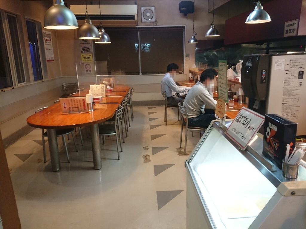 鬼がらし江俣店　店内１