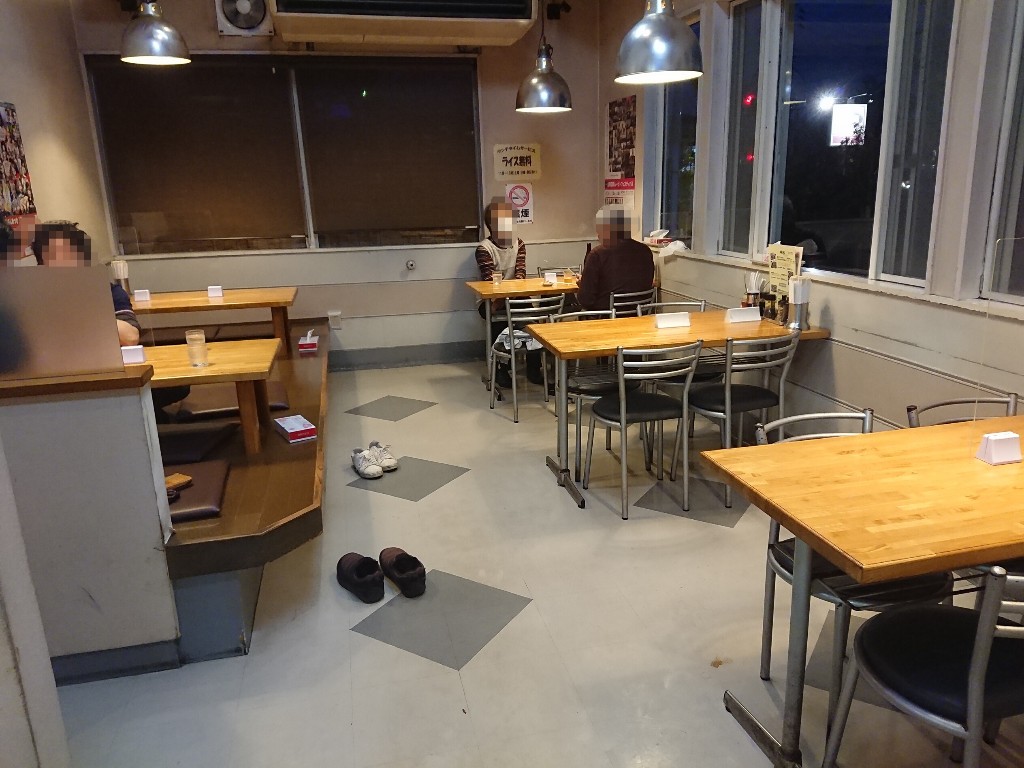 鬼がらし江俣店　店内２