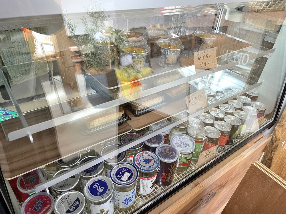 カフェ&バルchotto-ショーケース