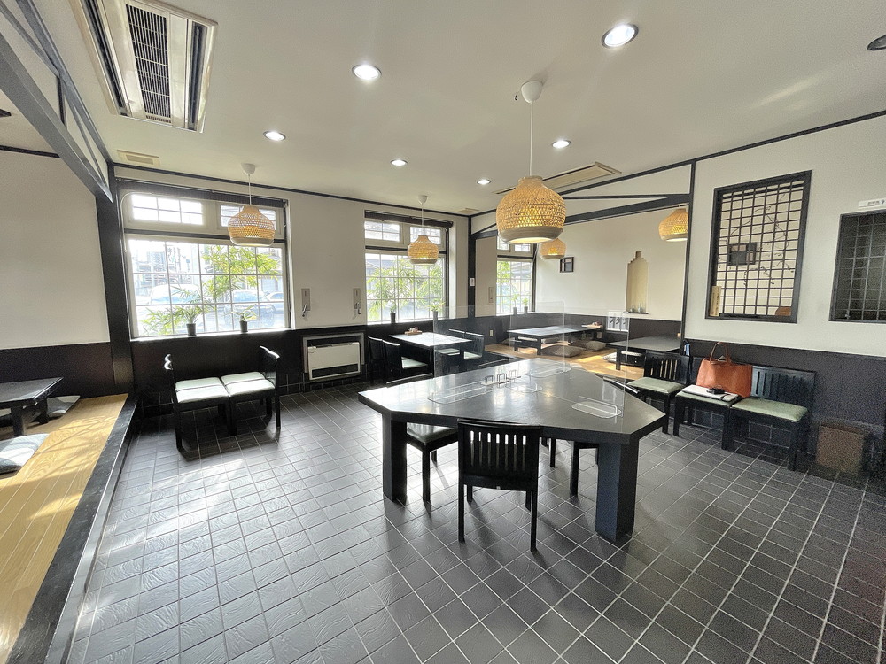 そば処さい藤-店内①