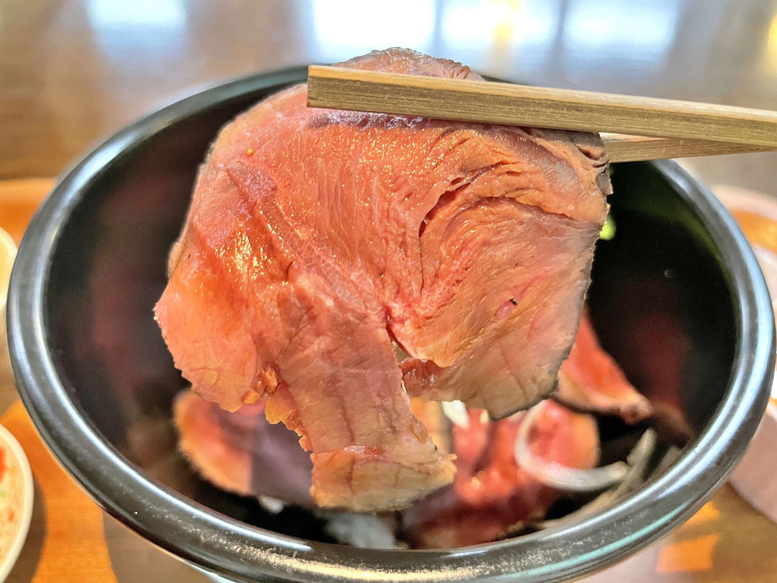 ニューサントロペ-自家製ローストビーフ丼④