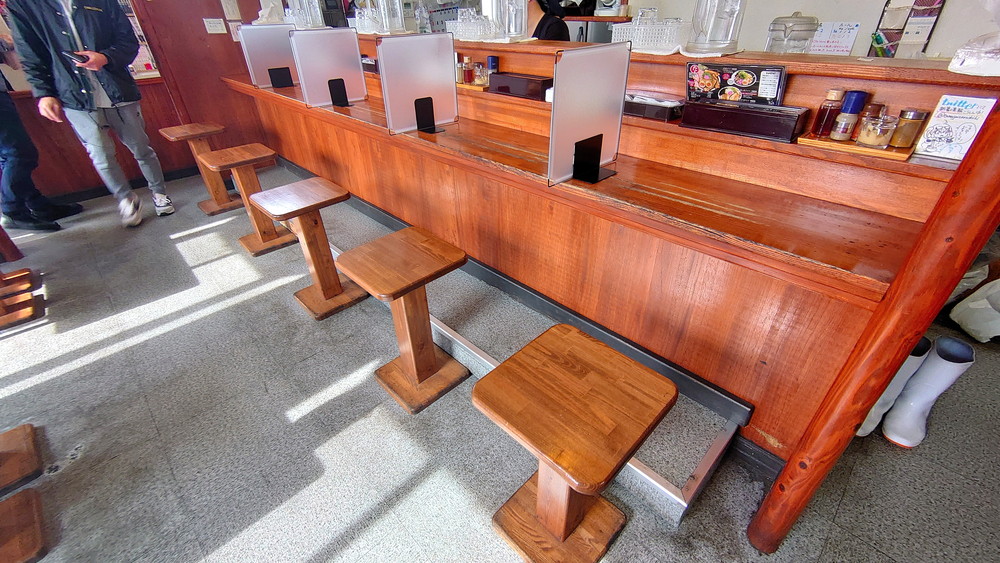 らー麺たまや零式-店内4