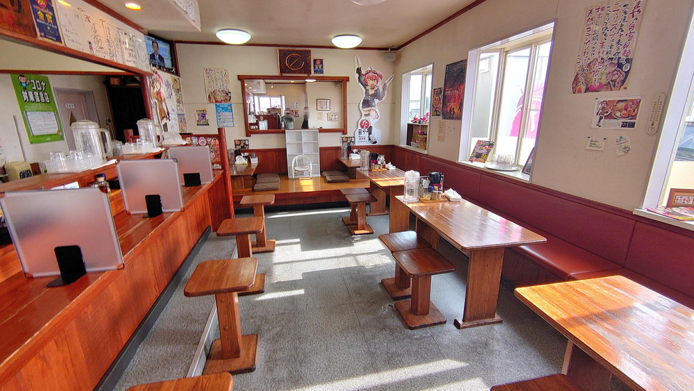 らー麺たまや零式-店内1