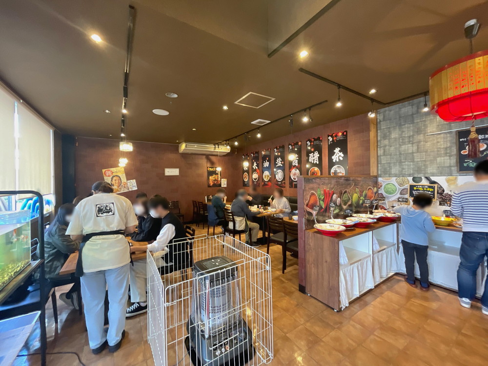 中華美食屋-店内1