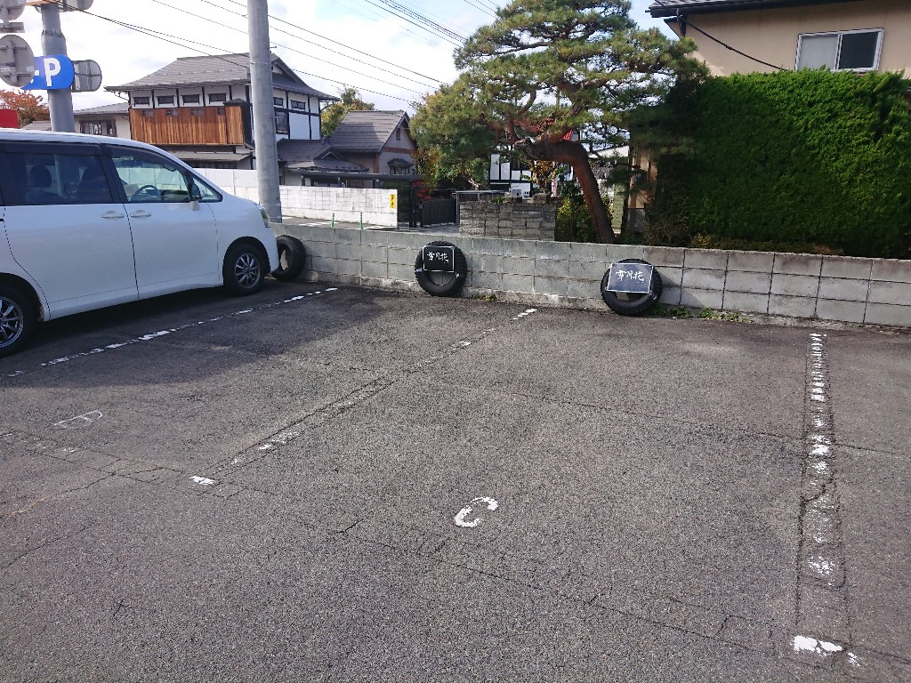 雪月花 駐車場