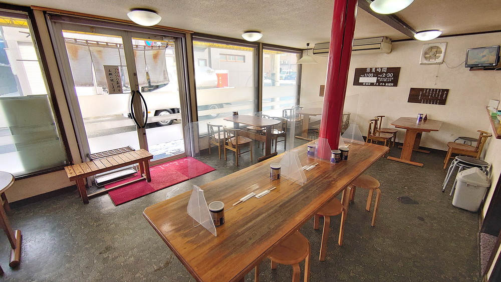 金ちゃんラーメン南原-店内2