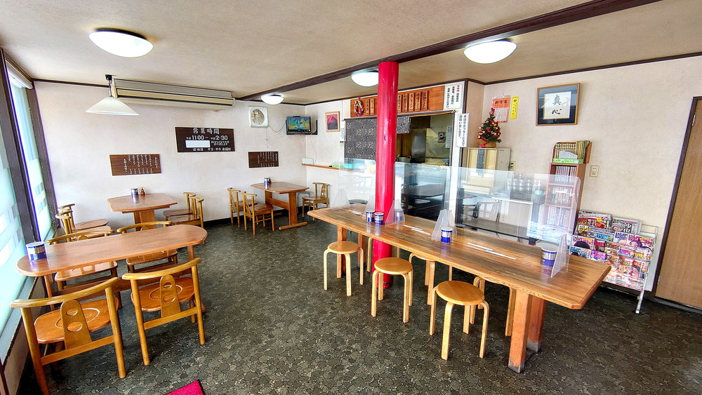 金ちゃんラーメン南原-店内1