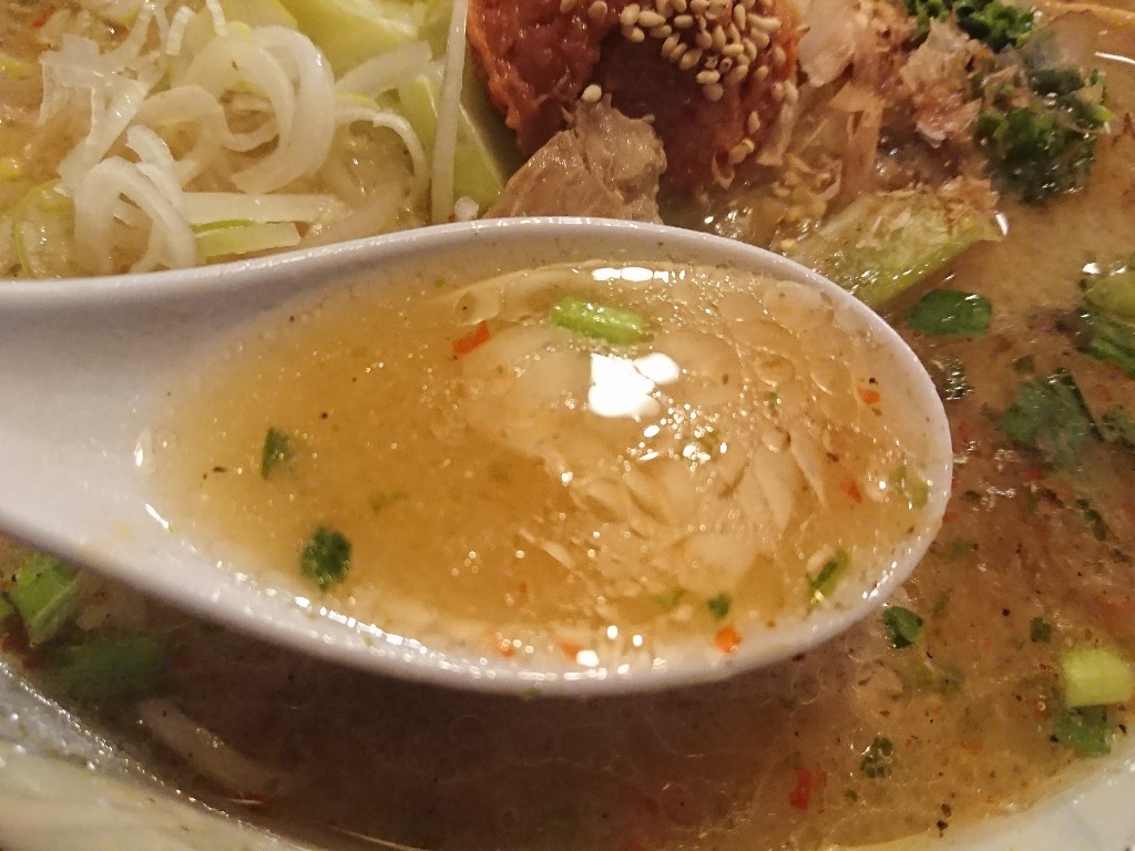 与右ェ門亭　南蛮めん