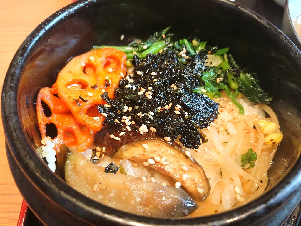 くま3びきくまスペシャル定食