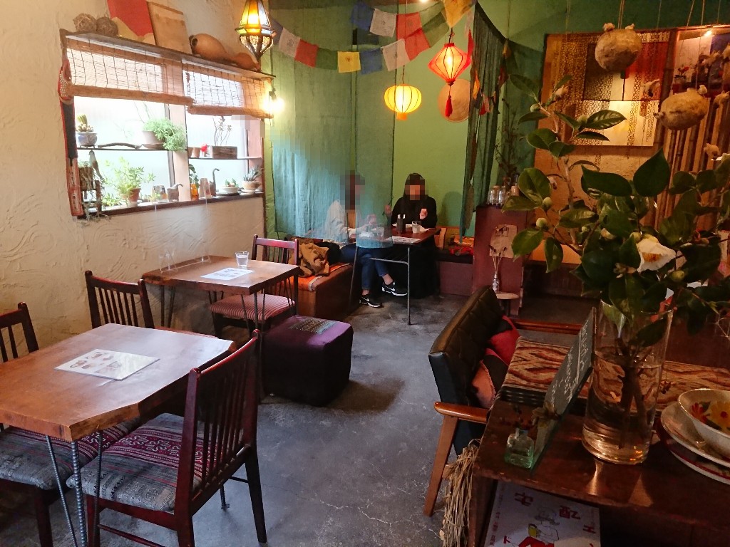 アジアンCAFEフォーチュン店内