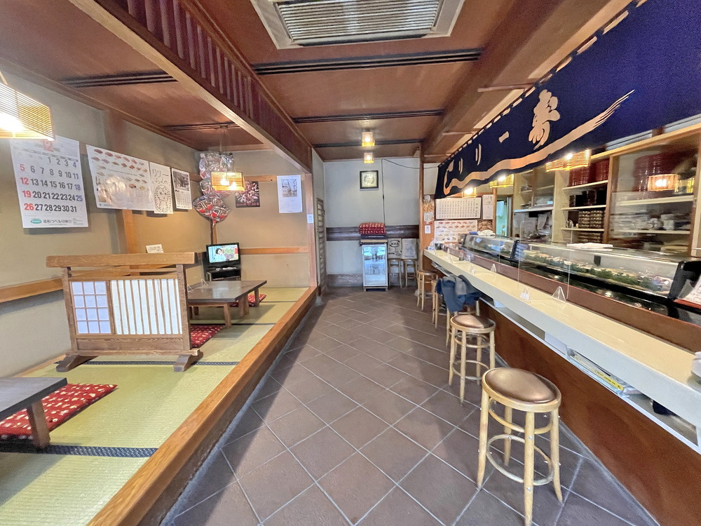 リリー鮨-店内①
