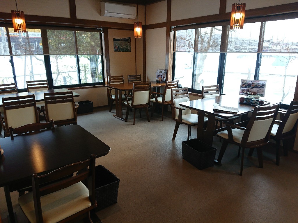 二見店内3_copy_1024x768