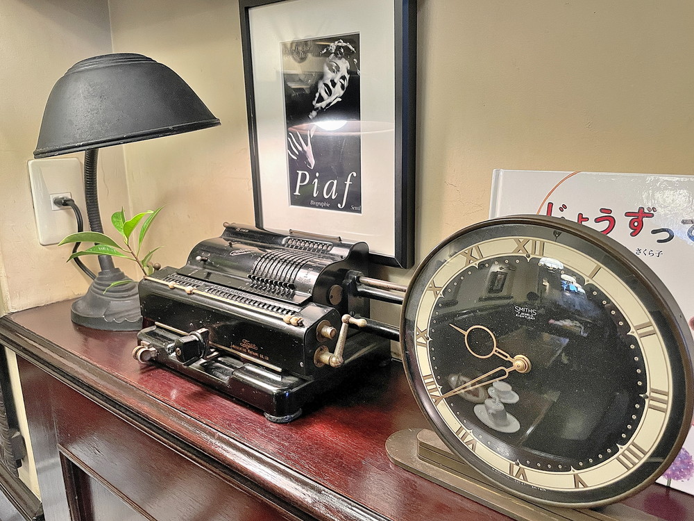 シャンソン物語-店内③