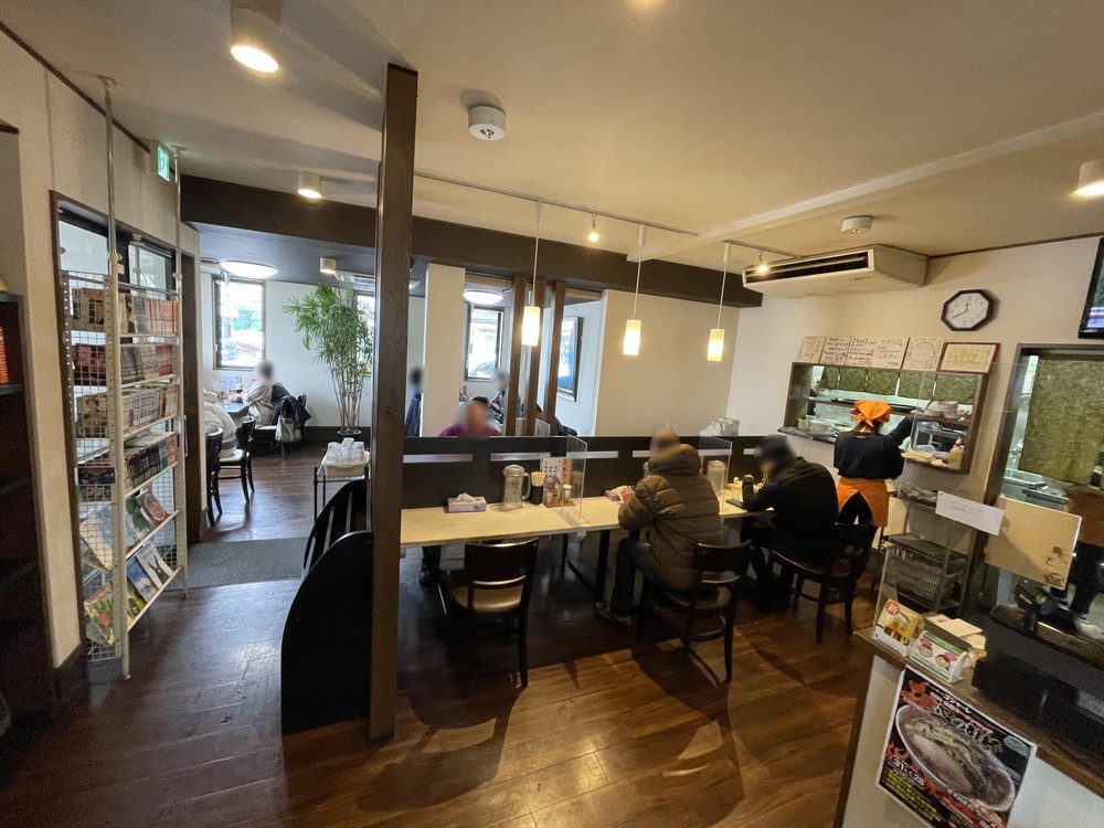 さわばた-店内2