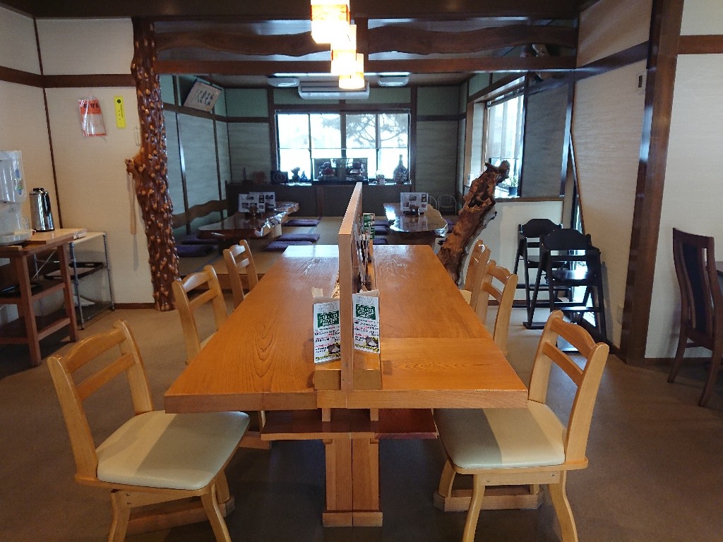 二見店内1_copy_1024x768