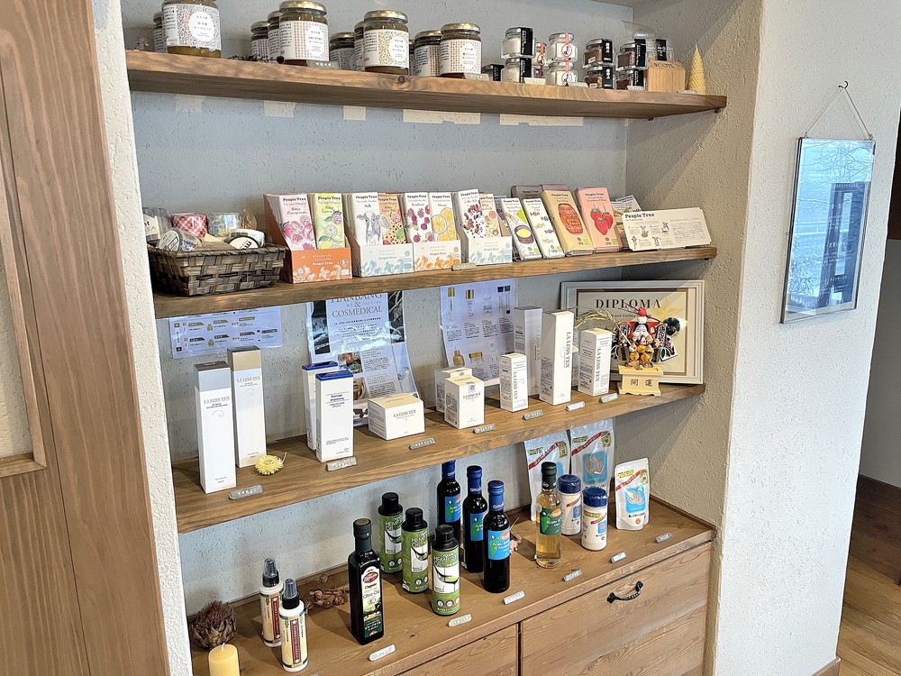 月と星-店内③