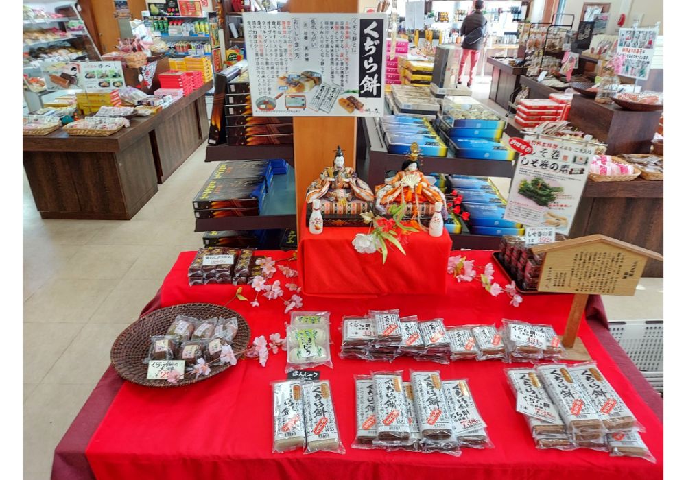 銀山温泉ー大正ロマン館お土産屋コーナー1