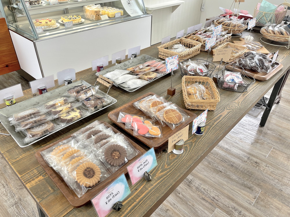 ciel-店内-焼き菓子①