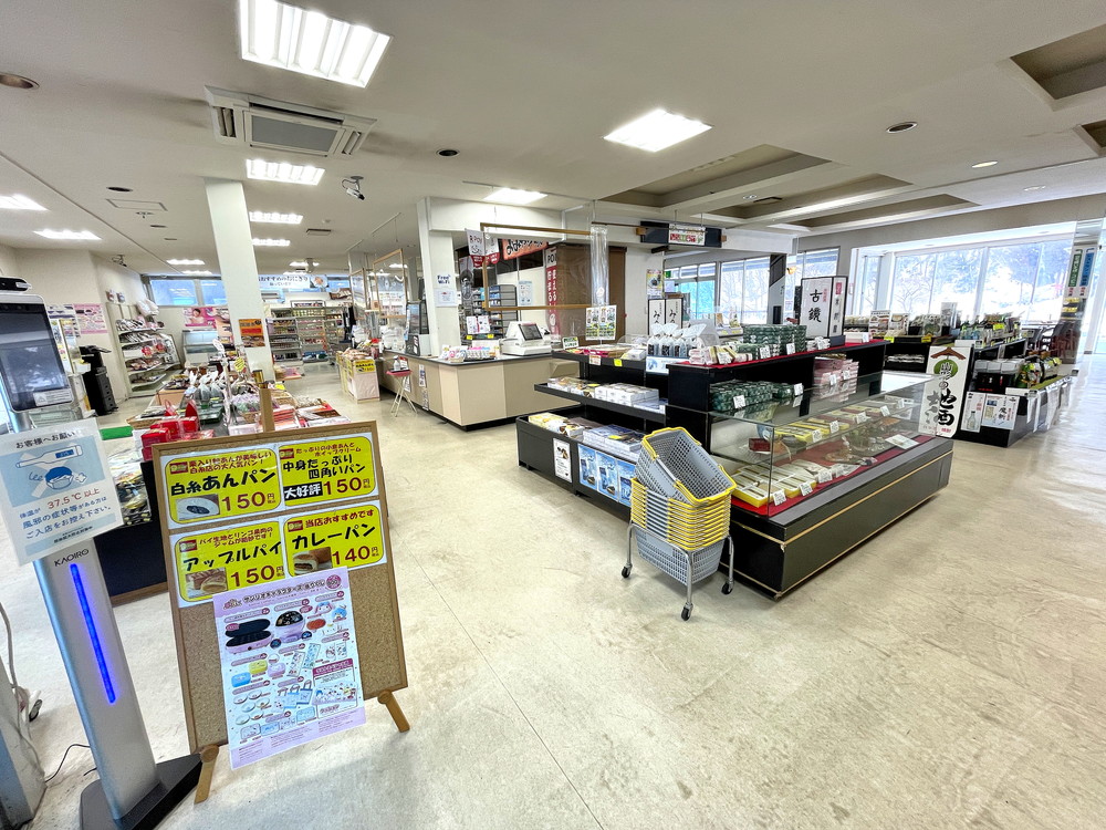白糸の滝ドライブイン-売店1