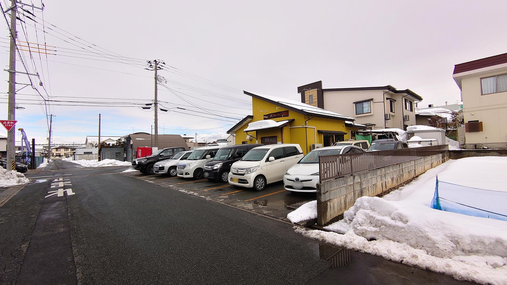 ケンチャンラーメン-駐車場2