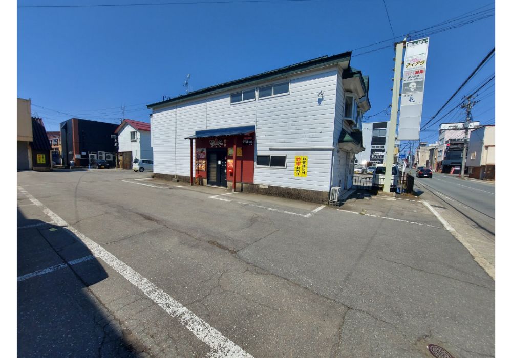 酒人空ー駐車場1