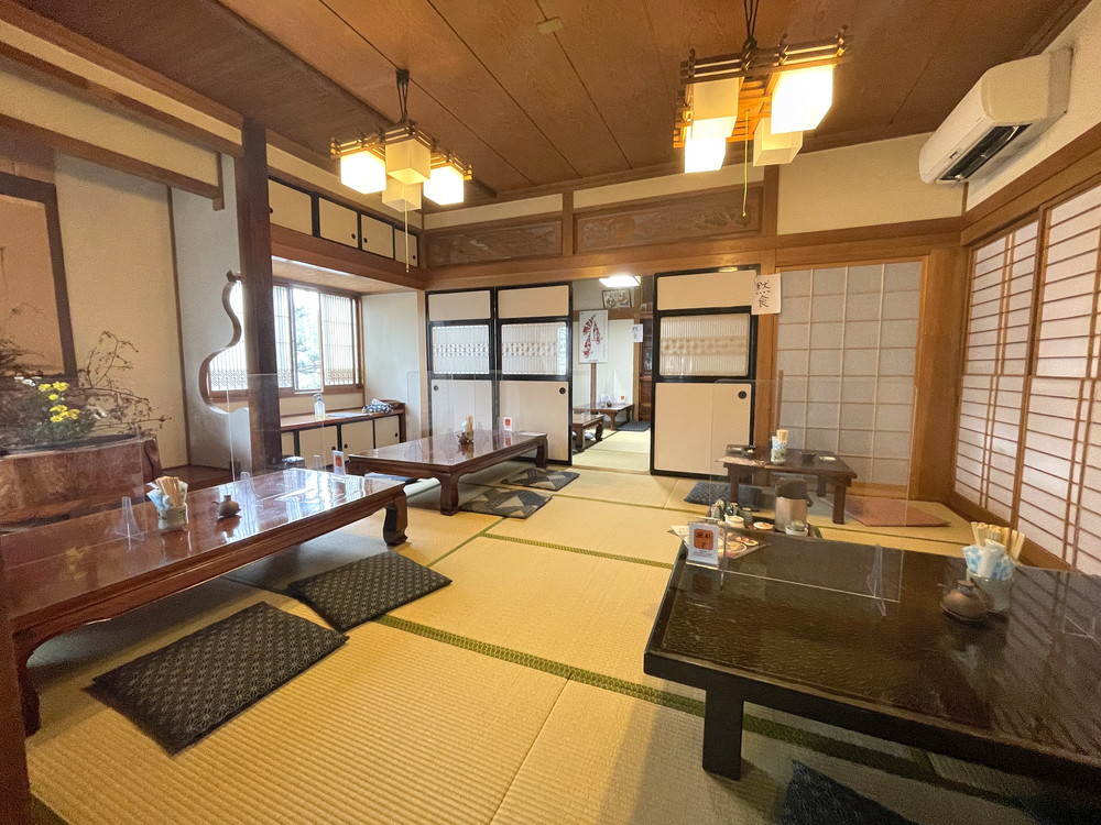 すし源-店内の様子2