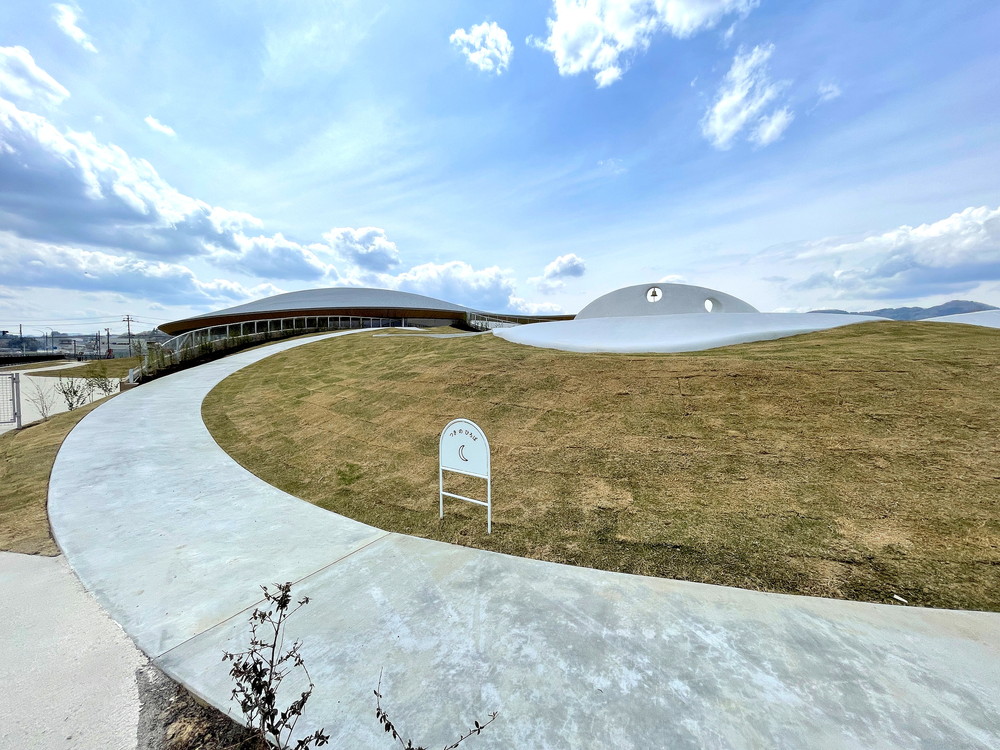 コパル-外のひろば1