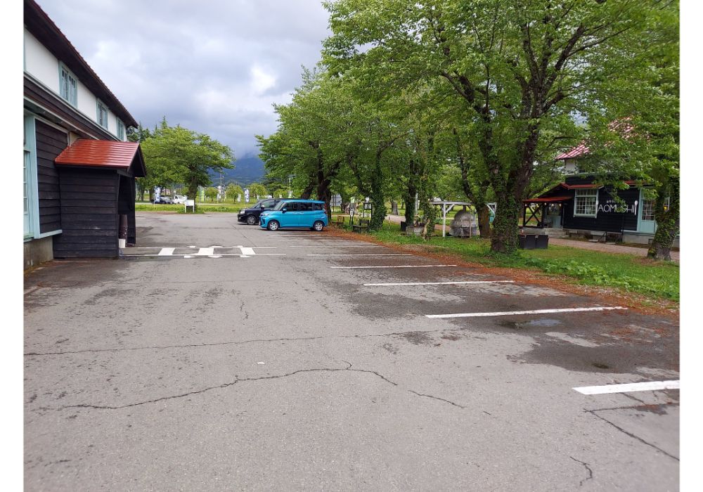 まゆの郷ー駐車場１