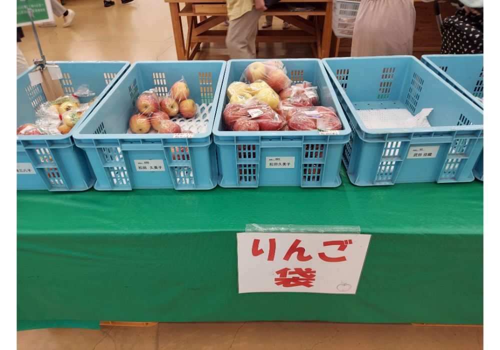 よってけポポラー果物