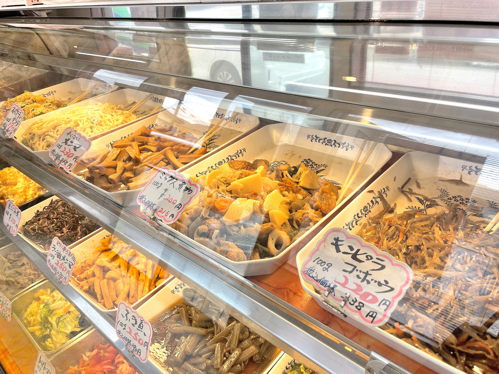 たかはしそうざい店-店内③