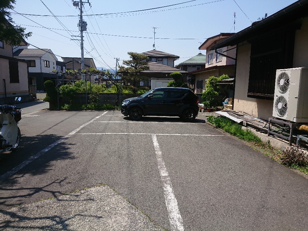 すず木屋駐車場２_copy_1024x768