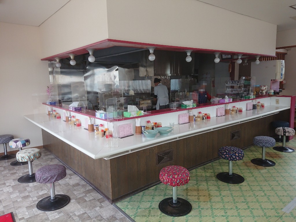 いずみ家 店内_copy_1024x768