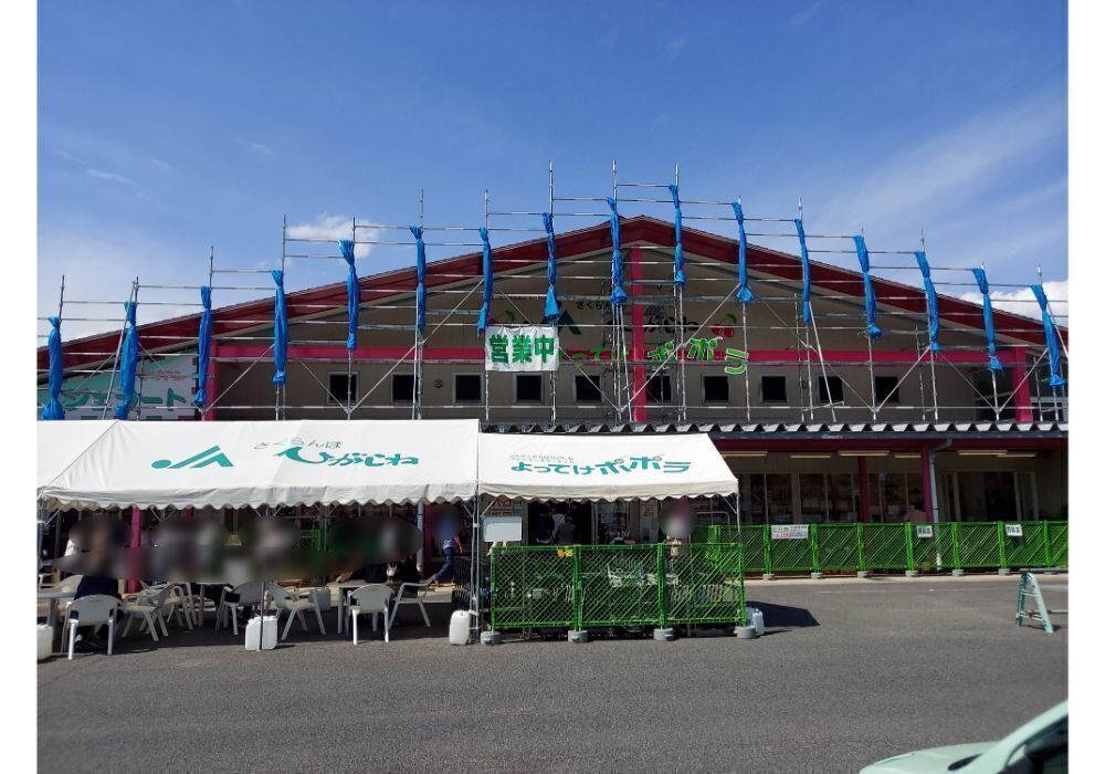 よってけポポラー外観2