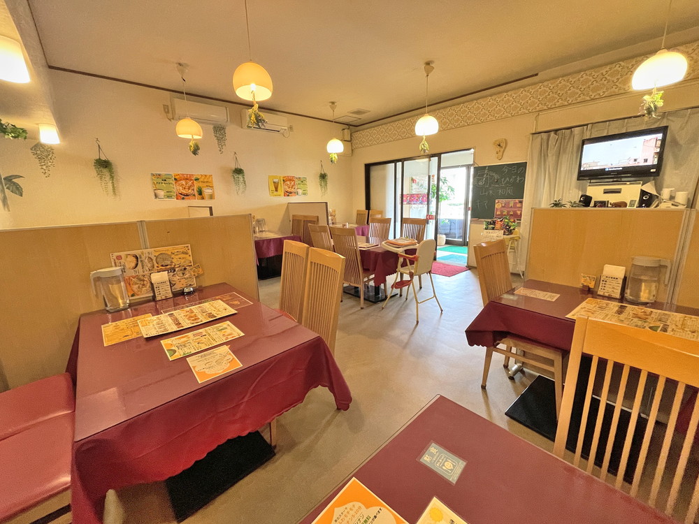 東北スターラ-店内2