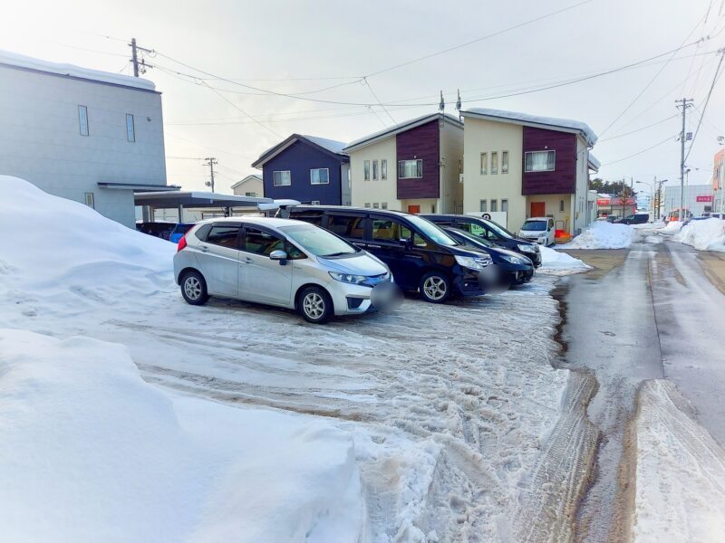 すいっちこーひーー駐車場5