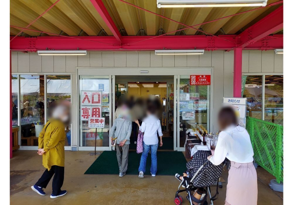 よってけポポラー外観3