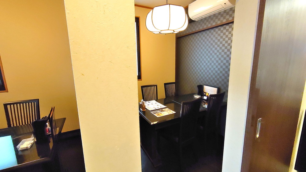 喰酒所_和がや-店内2