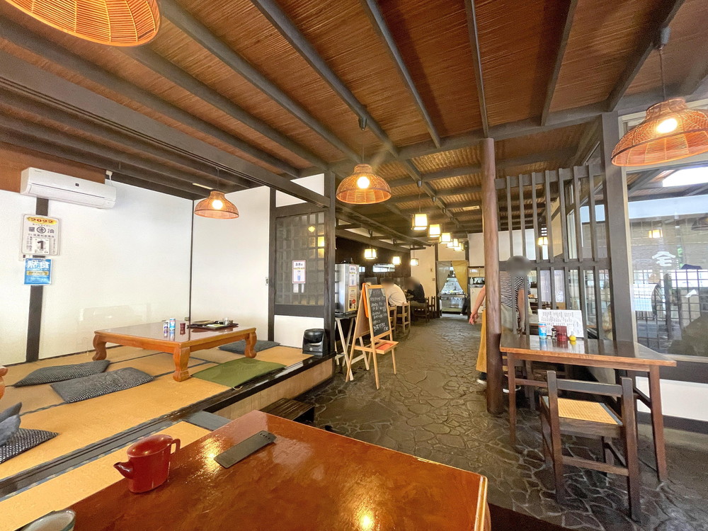 そば処ヤマモ-店内2