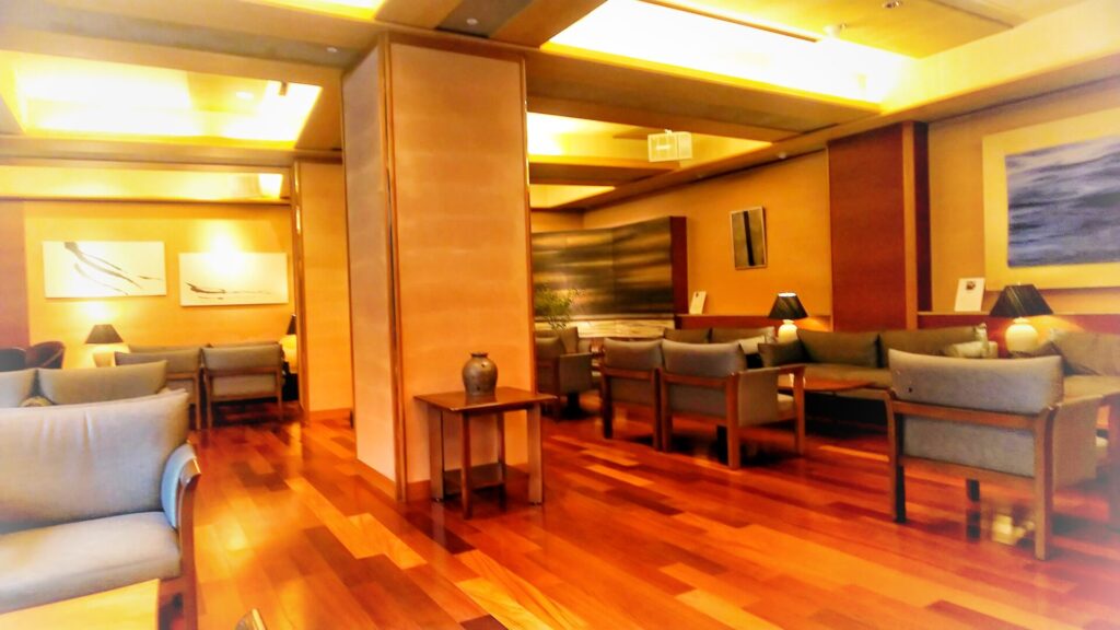 いさごやーラウンジ１